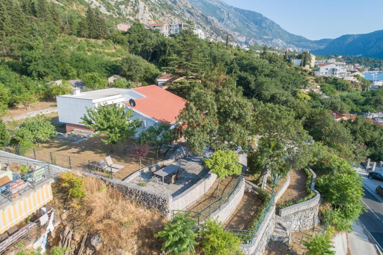 Villa Biskupovic With Stunning Views Kotor Kültér fotó